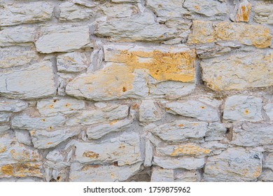 Keystone Wall With Limestone Stone Texture
