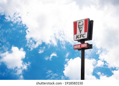 Kfc Store Sign Kfc Bangkok Thailand Stock Photo 1918583150 | Shutterstock