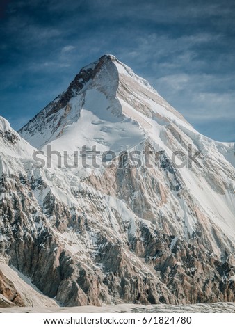 Khan tengry peak 