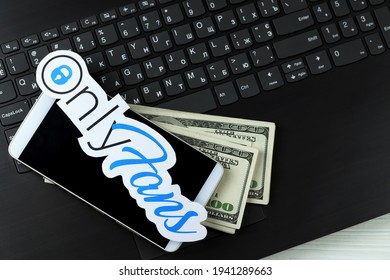 302 Onlyfans Images, Stock Photos & Vectors | Shutterstock