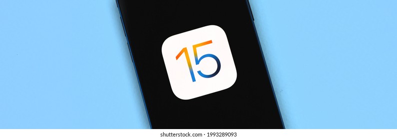 Kharkov, Ukraine - June 18, 2021: Apple Software Updates Banner Photo, IOS 15 Logo Icon On The Screen