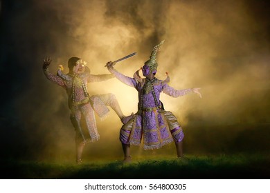 [KHON THAI,RANAYANA MASKED] The pantomime (Khon) festival candles. Thai traditional dance of the Ramayana dance drama in Wat Prakao in Ayutthaya, Thailand.