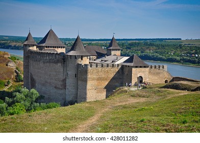 Khotyn castle - Shutterstock ID 428011282