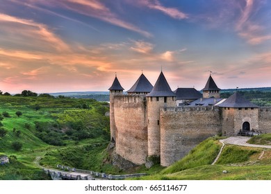 Khotyn fortress at sunset - Shutterstock ID 665114677