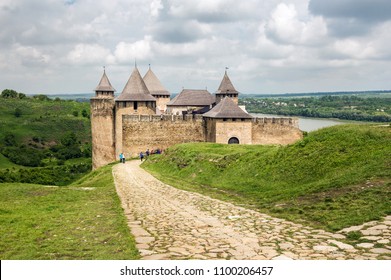 KHOTYN, UKRAINE - MAY 19, 2018: Khotyn Fortress on the Dniester river on a cloudy day, Western Ukraine. - Shutterstock ID 1100206457