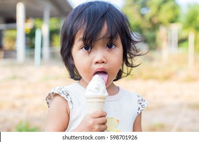 Kid Eating Ice Cream Fun Curly Stock Photo 598701926 | Shutterstock