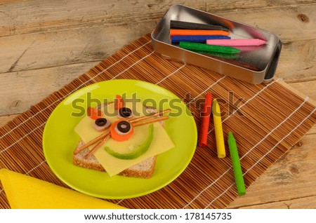 Kid snack in the shape of a cat