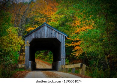 Kidder Hill Covered Bridge That Crosses The South Branch Saxtons River 