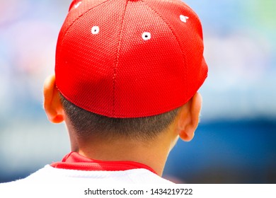 Kids Baseball Game Scene Image