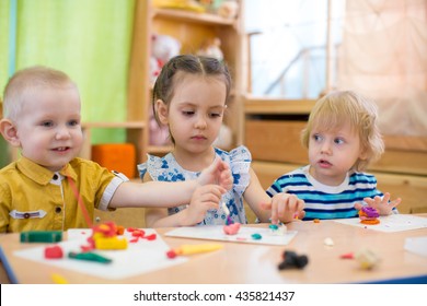 15,347 Children doing crafts Images, Stock Photos & Vectors | Shutterstock