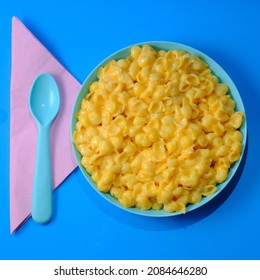 Kids Fun Seashell Pasta Mac And Cheese Served In Plastic Plate