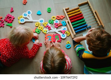 Kids Learning Numbers, Abacus Calculation