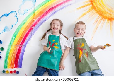 Kids Painting Rainbow