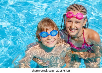 Kids Playing Around Swimming Pool Stock Photo 201875728 | Shutterstock