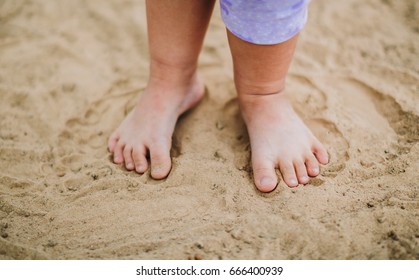 Kids Playing In The Sands. This Activity Is Good For Sensory Experience And Learning By Touch Their Fingers And Toes Through Sand And Enjoying Its Texture.