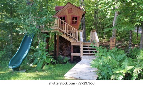 Playhouse Images Stock Photos Vectors Shutterstock