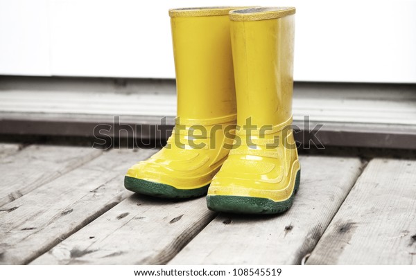 kids deck boots