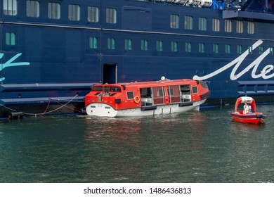 Imágenes Fotos De Stock Y Vectores Sobre Transportschiff