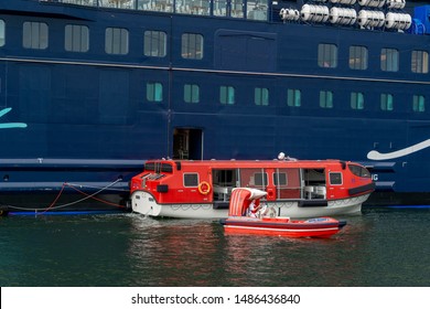 Imágenes Fotos De Stock Y Vectores Sobre Transportschiff