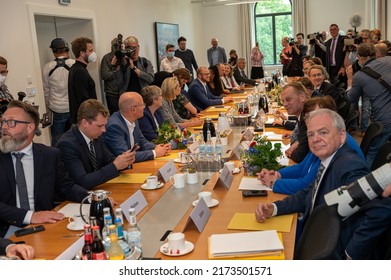 Kiel, Germany, May, 2022 Members Of The Schleswig-Holstein State Government At The First Cabinet Meeting After The Election In The State Building