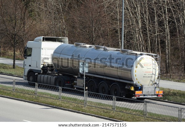 Kielce,\
Świętokrzyskie, Poland - 2022-04-14 - On the road tanker truck\
transporting loose or liquids\
food