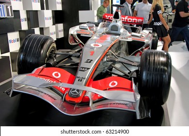 1,750 Formula 1 mobil Images, Stock Photos & Vectors | Shutterstock