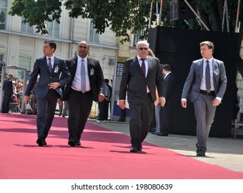 KIEV, UKRAINE - 08 JUNE 2014: The Speaker Of The National Assembly Of Azerbaijan Ogtay Asadov With Security Visit The Inauguration Of Ukrainian President P.Poroshenko On June 08, 2014 In Kiev, Ukraine