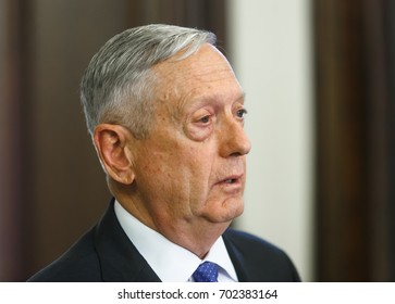 KIEV, UKRAINE - Aug 24, 2017: Meeting Of US Secretary Of Defense James Norman Mattis And Ukrainian President Petro Poroshenko