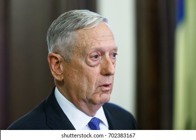 KIEV, UKRAINE - Aug 24, 2017: Meeting Of US Secretary Of Defense James Norman Mattis And Ukrainian President Petro Poroshenko