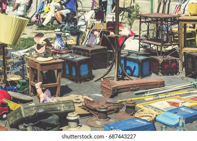 KIEV, UKRAINE - July 2017: Flea Market In Kiev. Old Vintage Stuff For Sale. Different Used Products: Furniture, Electronics, Lamps, Utensils For Sale On Secondhand Market In Kiev, Ukraine