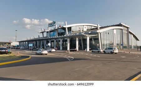 230 Kyiv zhuliany international airport Images, Stock Photos & Vectors ...