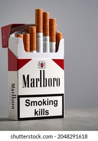 810 Marlboro red Images, Stock Photos & Vectors | Shutterstock