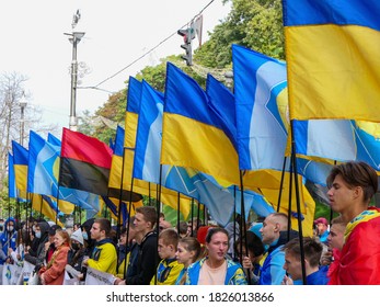 Kiev/Ukraine - September 29, 2020: Ukrainian National Blue Yellow Flags And Colorful Banners Above Heads Of Young People Students Of Olympic College At Street Protest Demonstration.Reportage Editorial