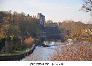 Kilkenny Castle And The River Nore