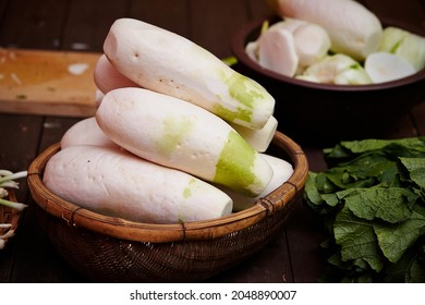 Kimchi Ingredients, Fresh Organic Radish 