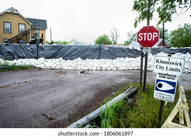 Kimmswick, Missouri, USA, May 5, 2019 - Temporary Sandbag Levee Surrounds Small Midwestern Town Of Kimmswick, Missouri, During Mississippi River Flooding. Protecting Property, Flood Damage