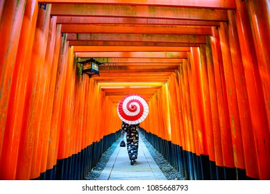 Kimono women and umbrella, Kyoto