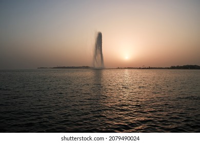 The King Fahd Fountain In Red Sea In Jeddah, Saudi Arabia