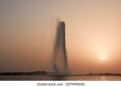 The King Fahd Fountain In Red Sea In Jeddah, Saudi Arabia