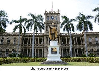 King Kamehameha Statue