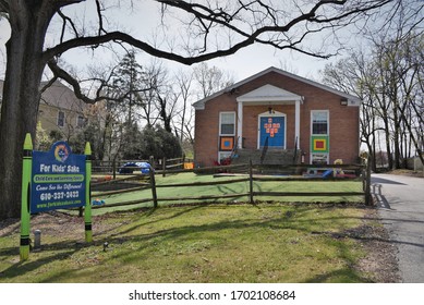 King Of Prussia, PA/USA-April 6, 2020:  Sign On A Well Known Daycare:  We Miss You.  Daycares And Schools In Pennsylvania Remain Closed During The CPVOD-19 Pandemic.