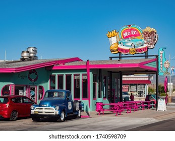 42 Mr D'z Diner Images, Stock Photos & Vectors | Shutterstock