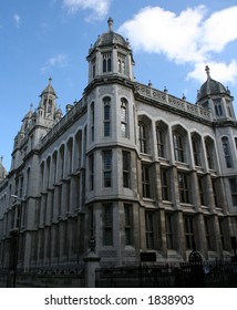 Kings College London