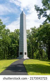 Kings Mountain Monument At American Revolutionary War Battlefield In South Carolina. White Marble Obelisk, Dedicated To Patriot Victory. Along Battlefield Trail.