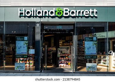 Kingston-Upon-Thames, Kingston London UK, March 23 2022, Holland And Barrett High Street Retail Chain Health Food Shop