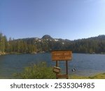 kinney reservoir in the sierra nevadas