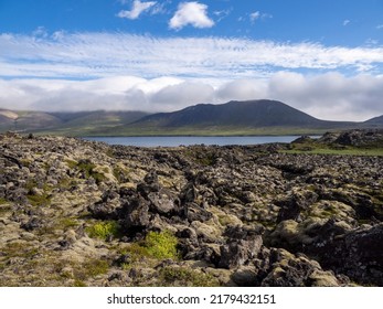 5,215 Short hill mountain Images, Stock Photos & Vectors | Shutterstock