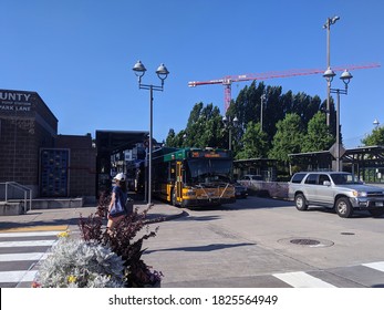 Kirkland, WA / USA - Circa August 2020: A King County Metro Bus Displaying Masks Required On Their Marquee