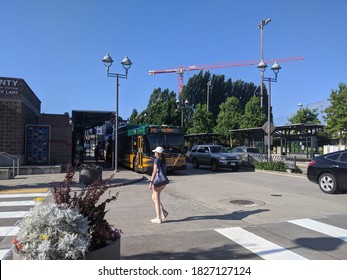 Kirkland, WA / USA - Circa August 2020: A King County Metro Bus Displaying Masks Required On Their Marquee