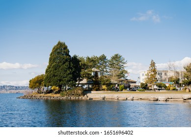 Kirkland, Washington, USA. February 2020. The waterfront of lake Washington in clear weather. Lake view.